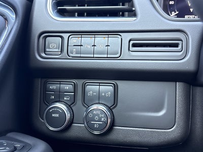 2023 GMC Yukon Base