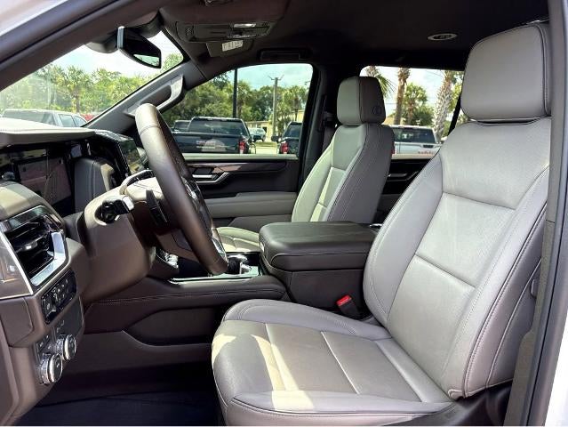 2025 GMC Yukon Elevation