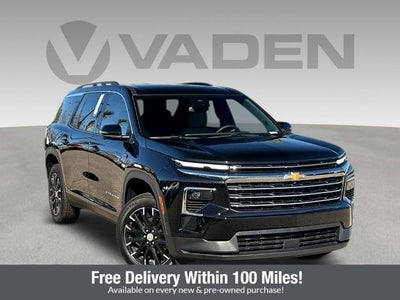 2025 Chevrolet Traverse LT