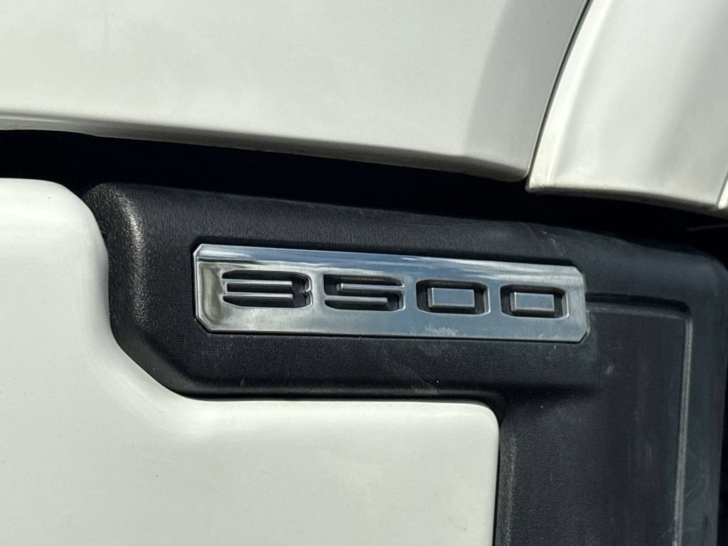 2025 GMC Sierra 3500 HD Base