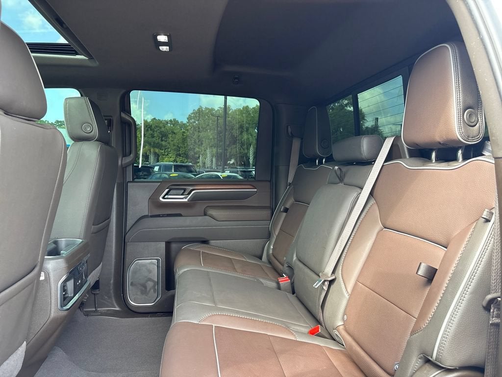 2025 GMC Sierra 3500 HD Base