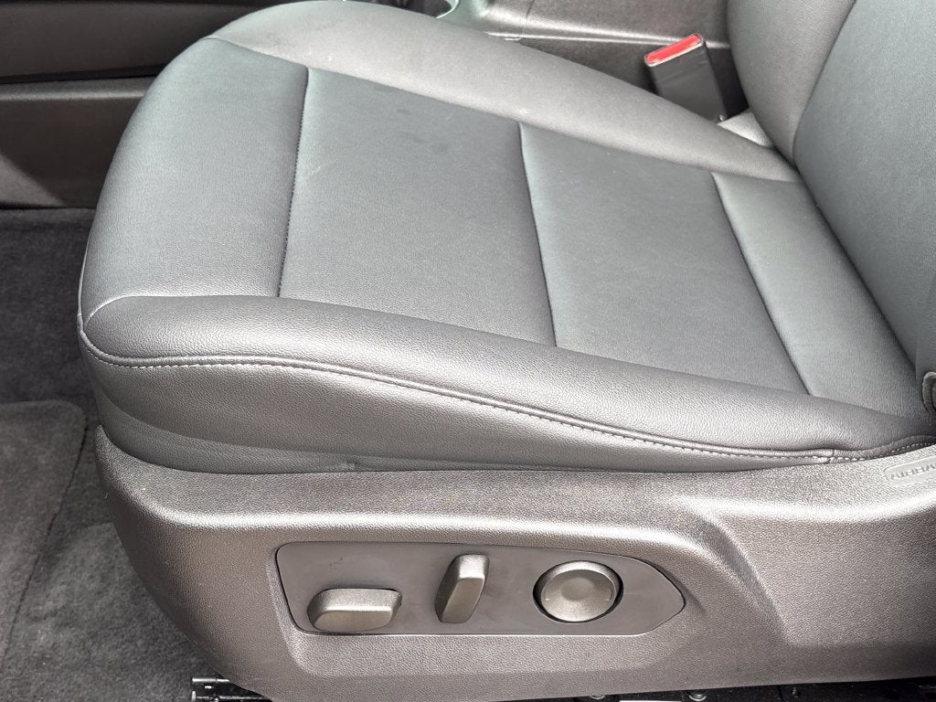 2024 GMC Canyon Base