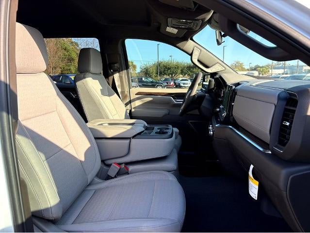 2025 GMC Sierra 1500 SLE