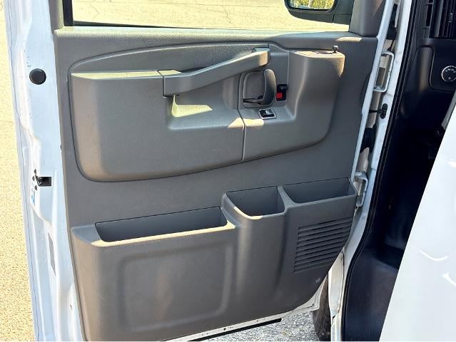 2021 GMC Savana Cargo 2500 Base