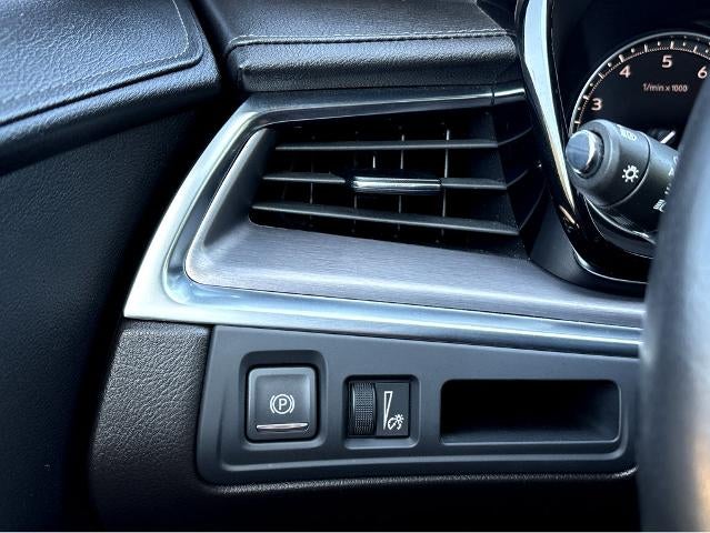 2023 Cadillac XT5 Luxury