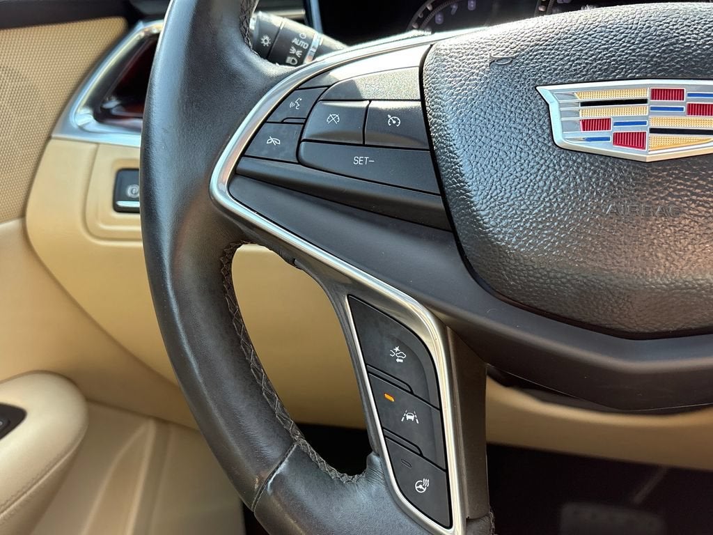 2017 Cadillac XT5 Base
