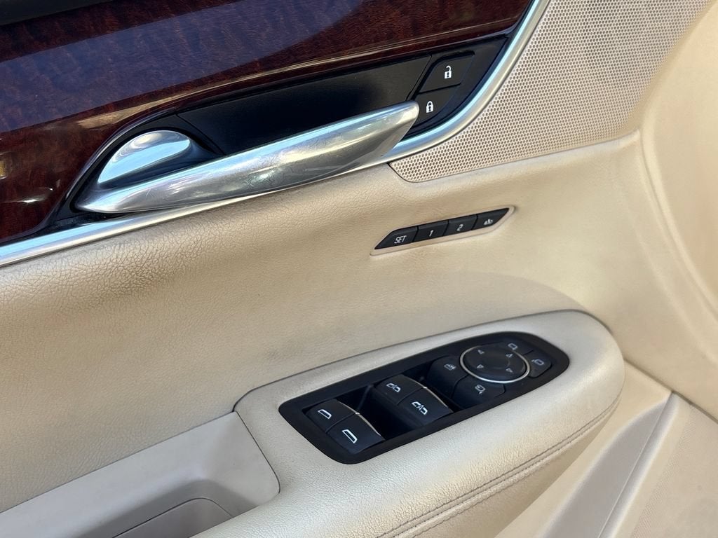 2017 Cadillac XT5 Base