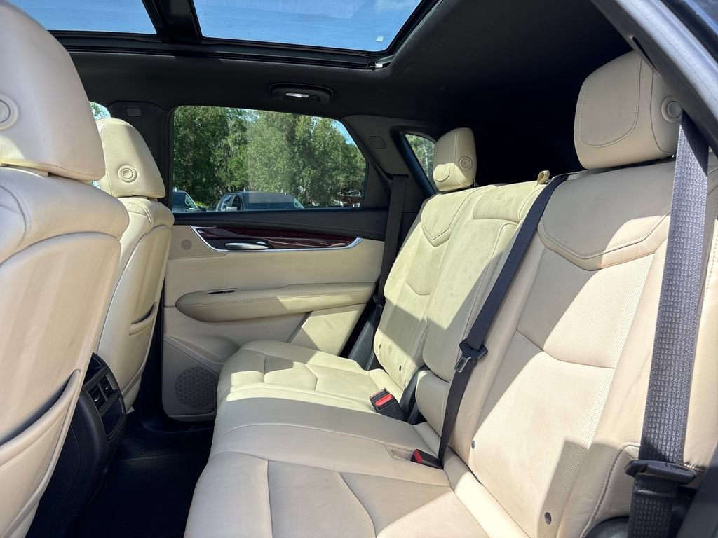 2017 Cadillac XT5 Base