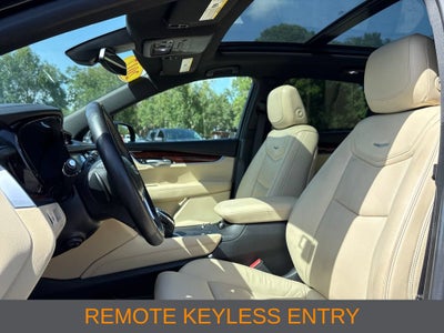 2017 Cadillac XT5 Base