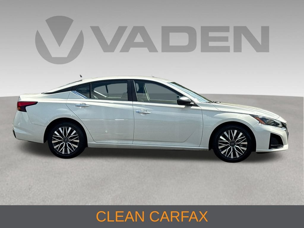 2024 Nissan Altima Base