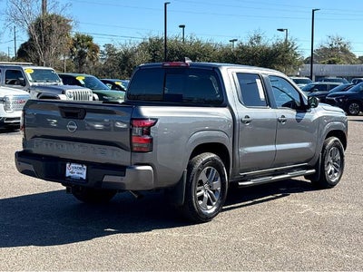 2025 Nissan Frontier SV