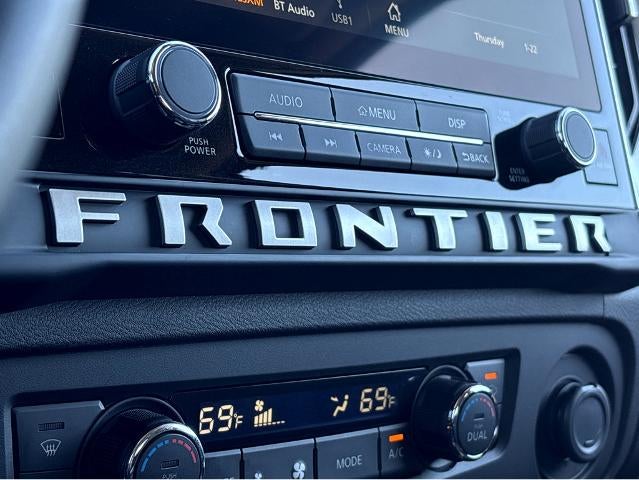 2025 Nissan Frontier SV