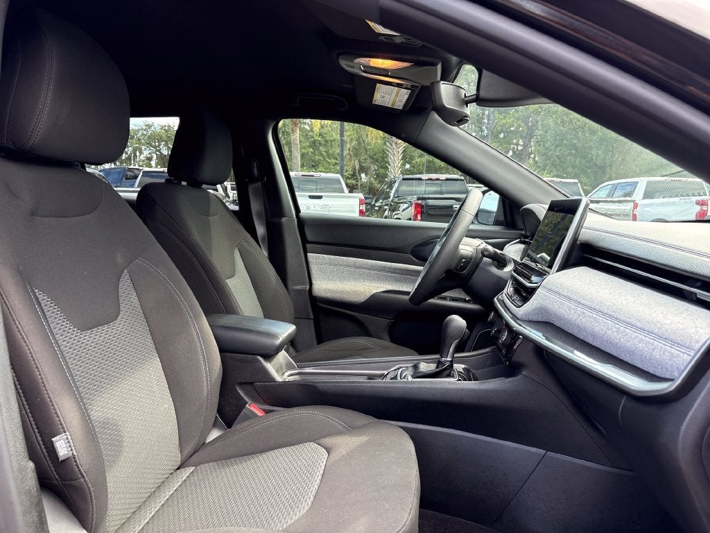 2024 Jeep Compass Base