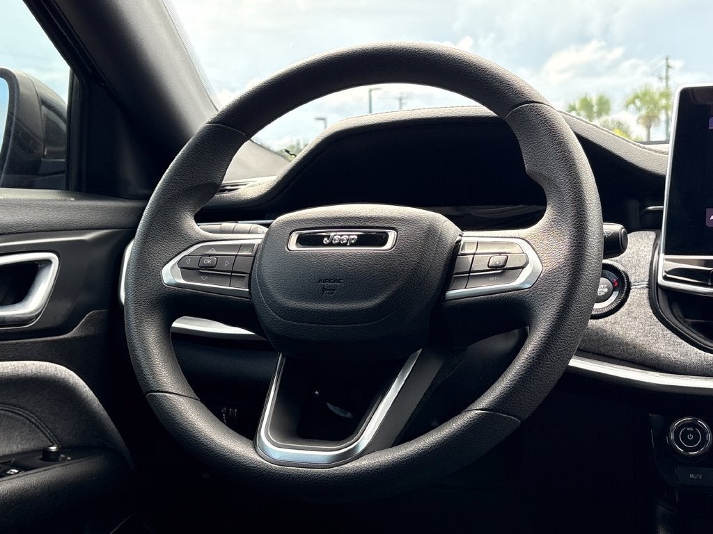 2024 Jeep Compass Base