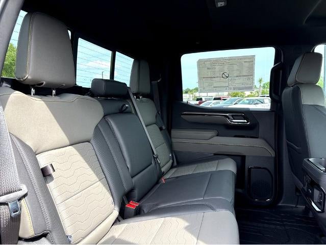 2026 Chevrolet Silverado 1500 ZR2 - Photo 13