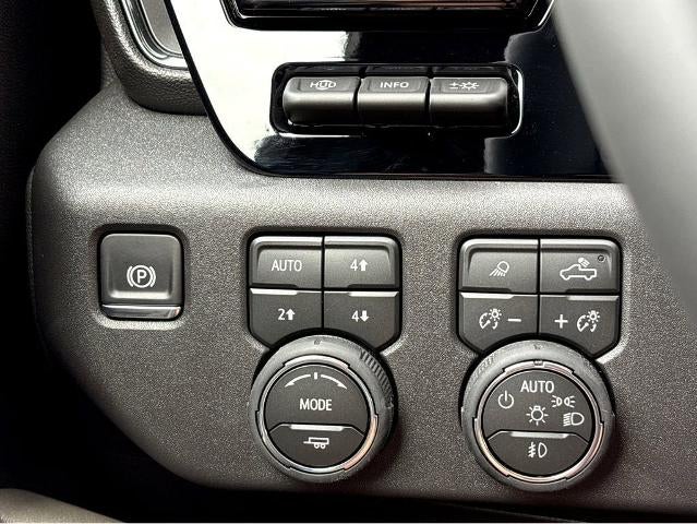 2026 Chevrolet Silverado 1500 ZR2 - Photo 14