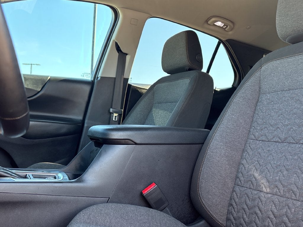 2024 Chevrolet Equinox Base