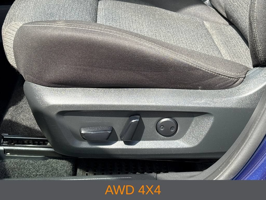 2023 Nissan Rogue Base