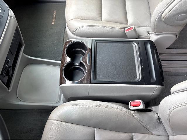 2016 Toyota Sienna XLE