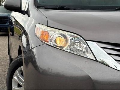 2016 Toyota Sienna XLE