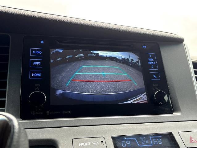 2016 Toyota Sienna XLE