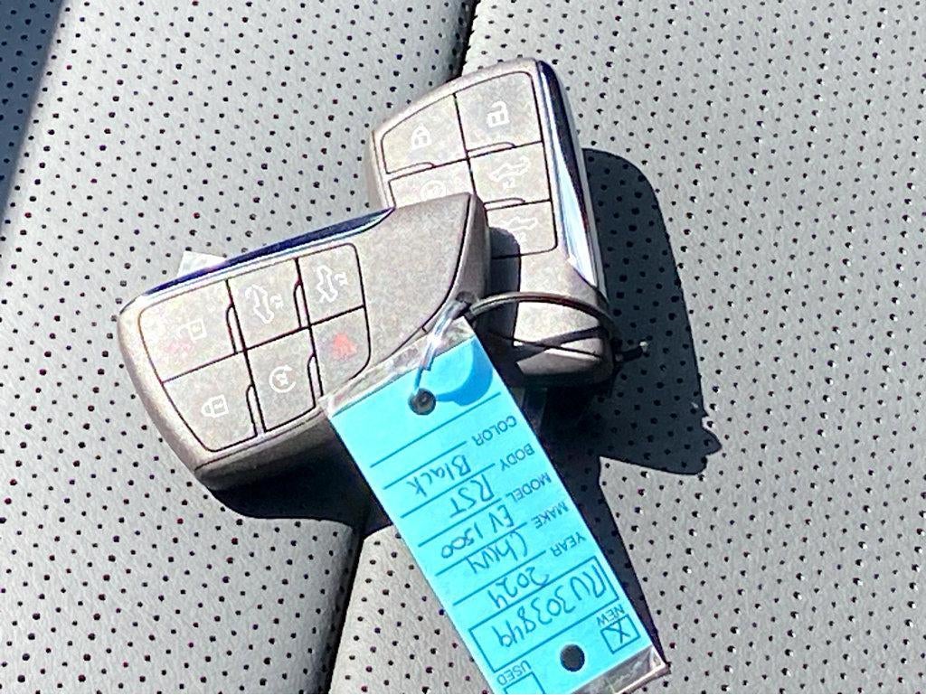 2024 Chevrolet Silverado EV RST