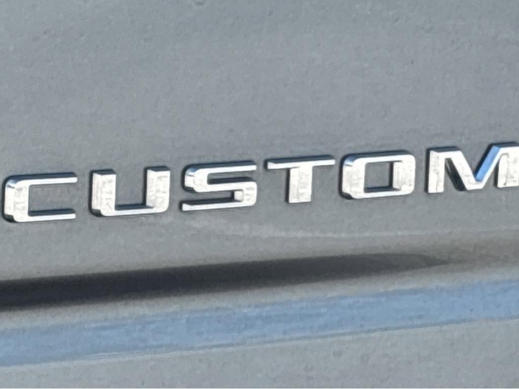 2025 Chevrolet Silverado 1500 Custom