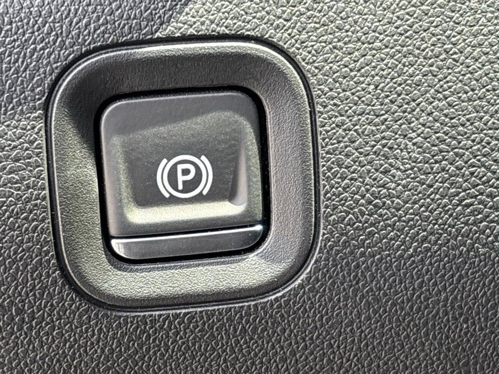 2025 Chevrolet Silverado 1500 Base