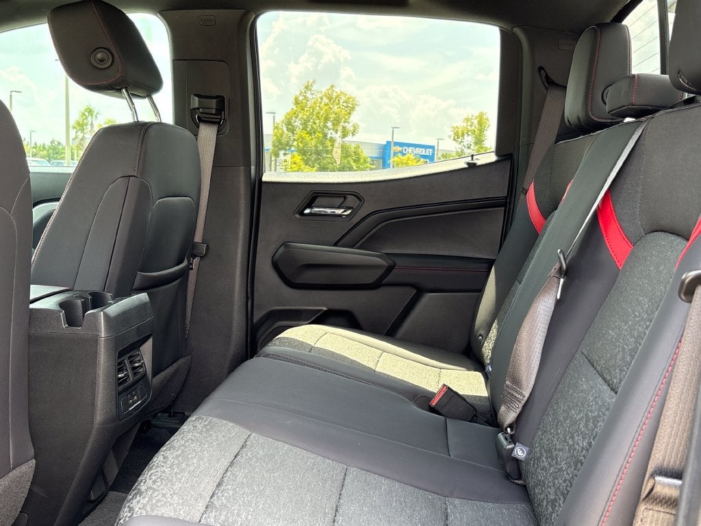 2024 Chevrolet Colorado Base