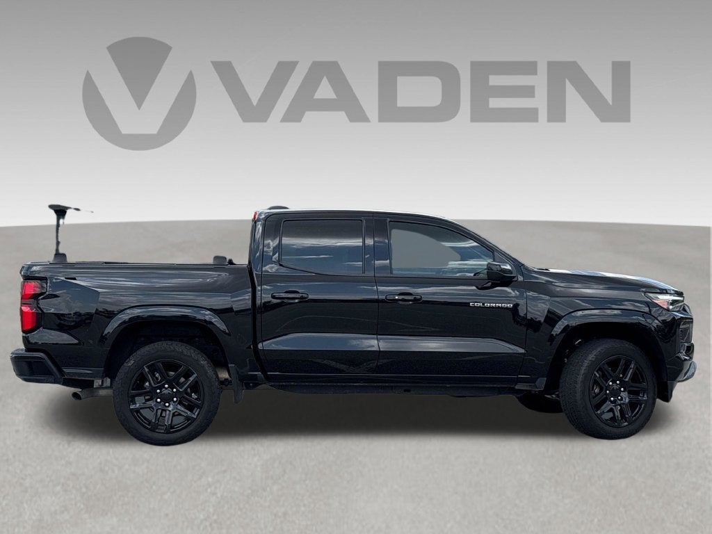 2024 Chevrolet Colorado Base