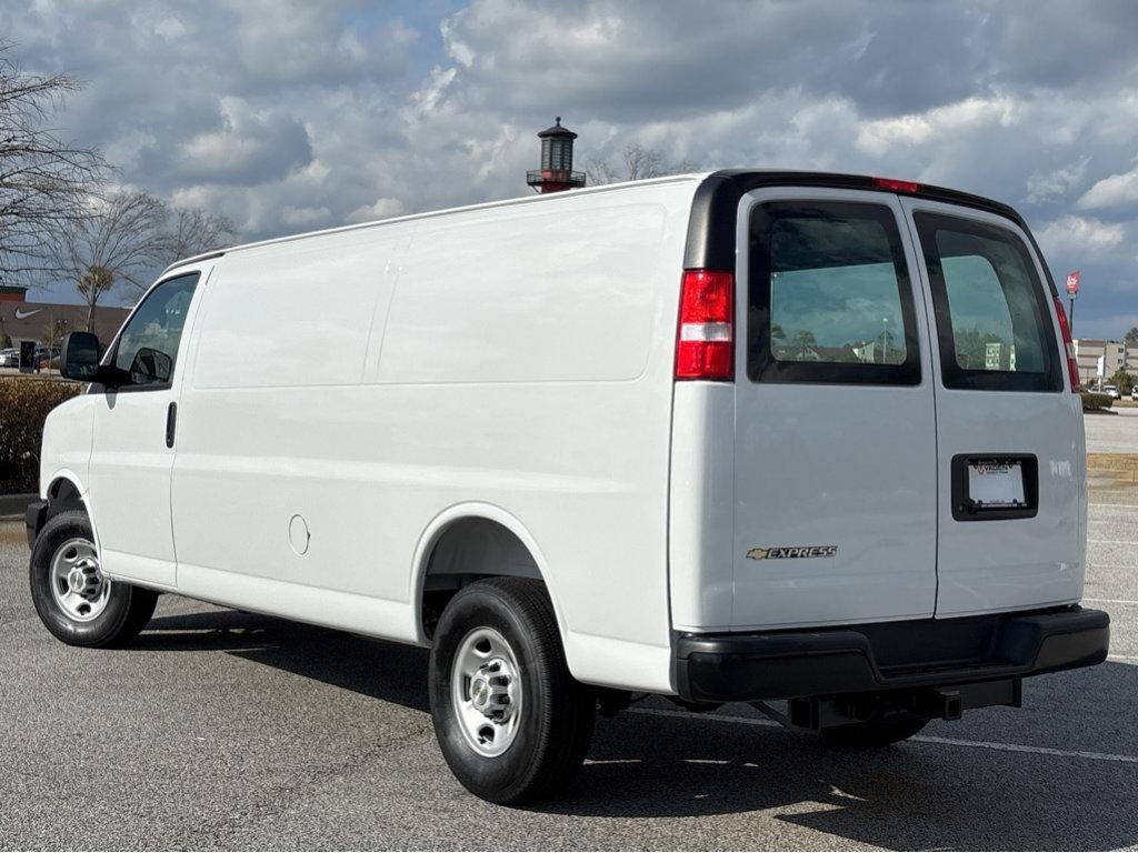 2025 Chevrolet Express Cargo 2500 Base