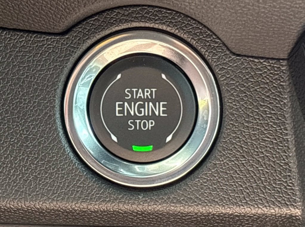 2027 Chevrolet Traverse Base