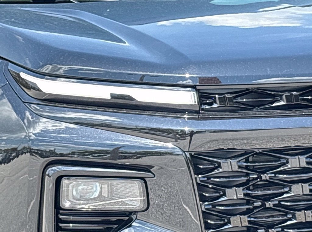 2027 Chevrolet Traverse Base