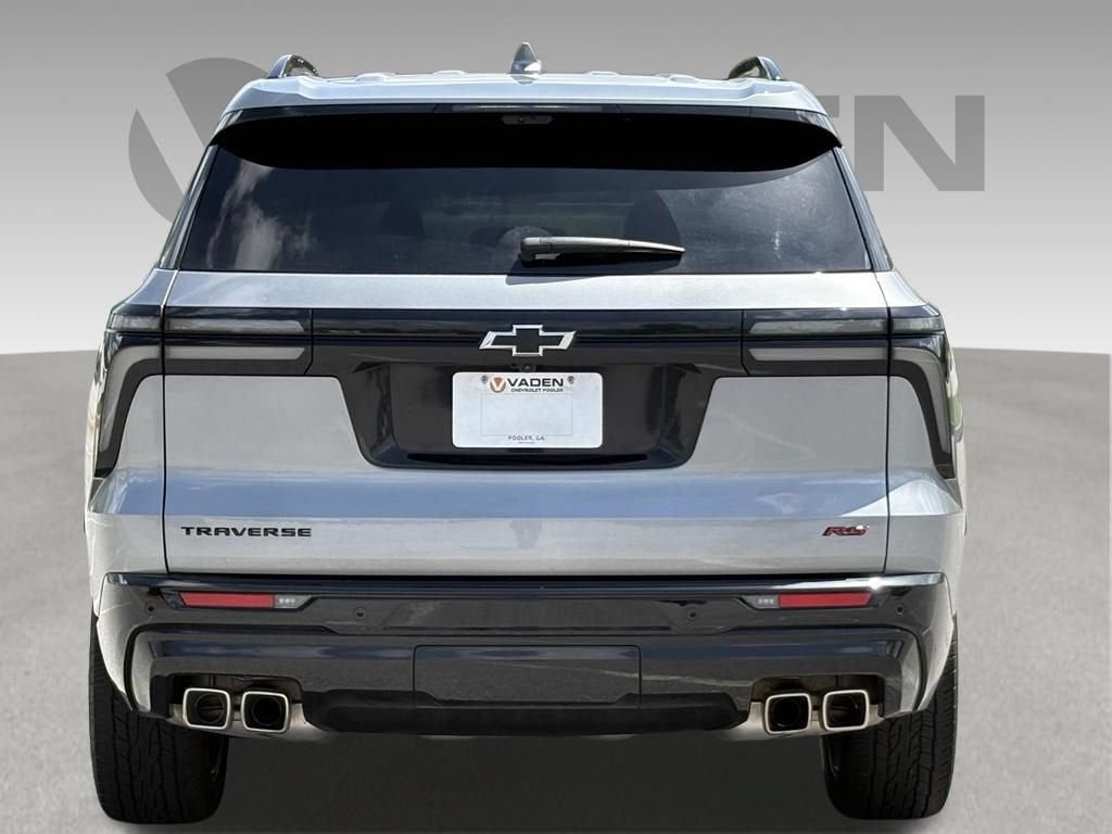 2024 Chevrolet Traverse Base