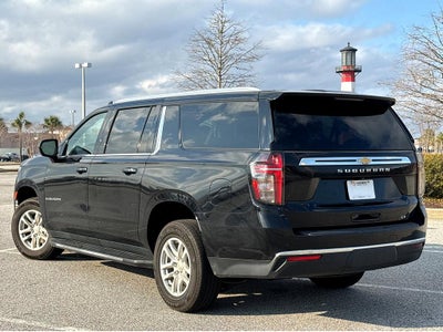 2024 Chevrolet Suburban LT