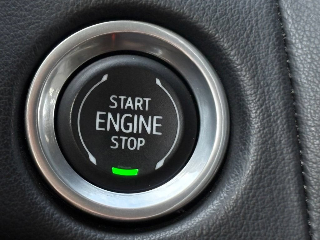 2023 Chevrolet Suburban Base