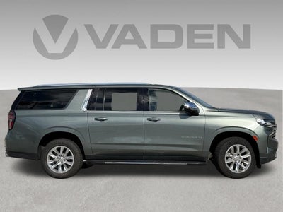 2023 Chevrolet Suburban Base