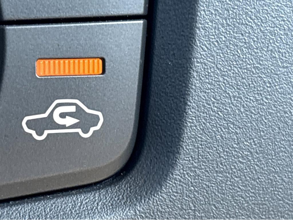 2024 Nissan Frontier SL