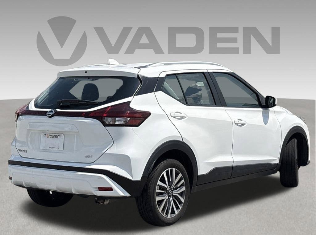 2024 Nissan Kicks Base