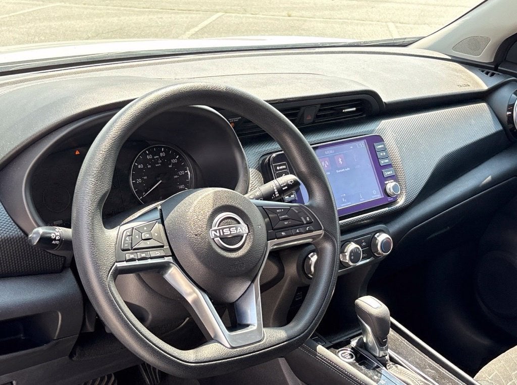 2024 Nissan Kicks Base