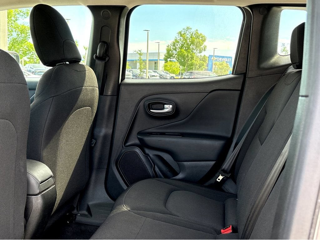 2023 Jeep Renegade Latitude
