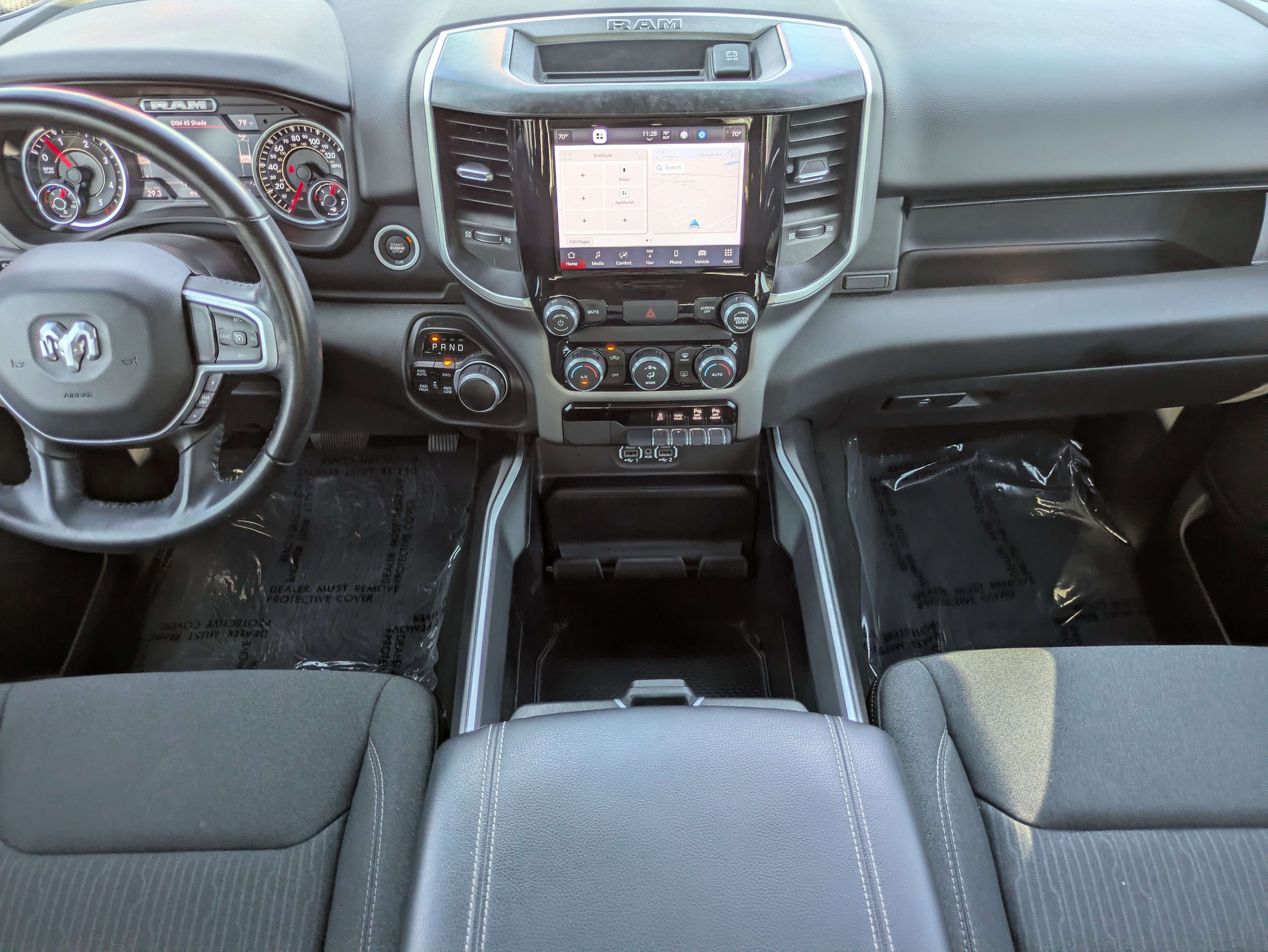 2022 RAM 1500 Big Horn Crew Cab 4x4 5'7" Box