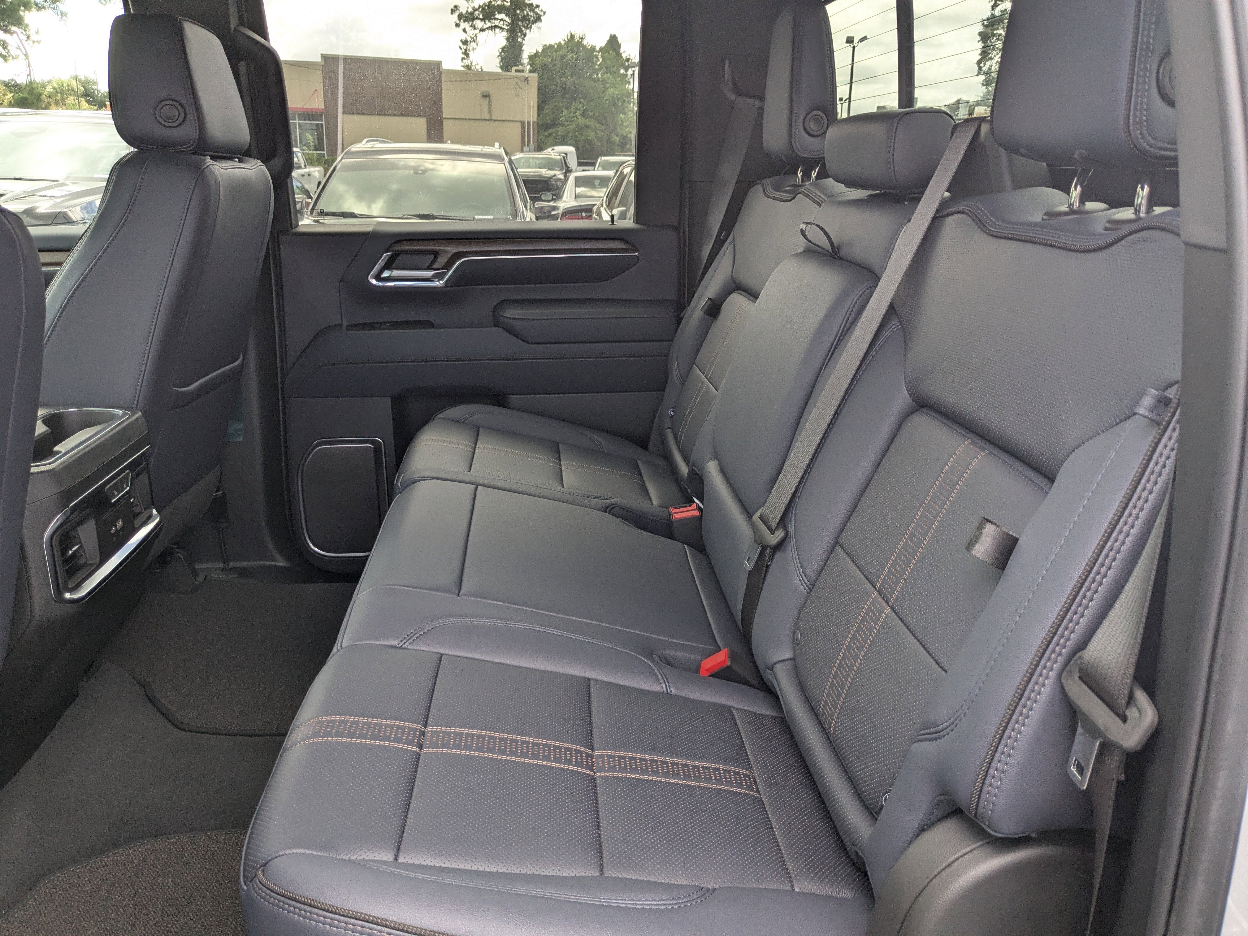 2024 Chevrolet Silverado 3500 HD High Country