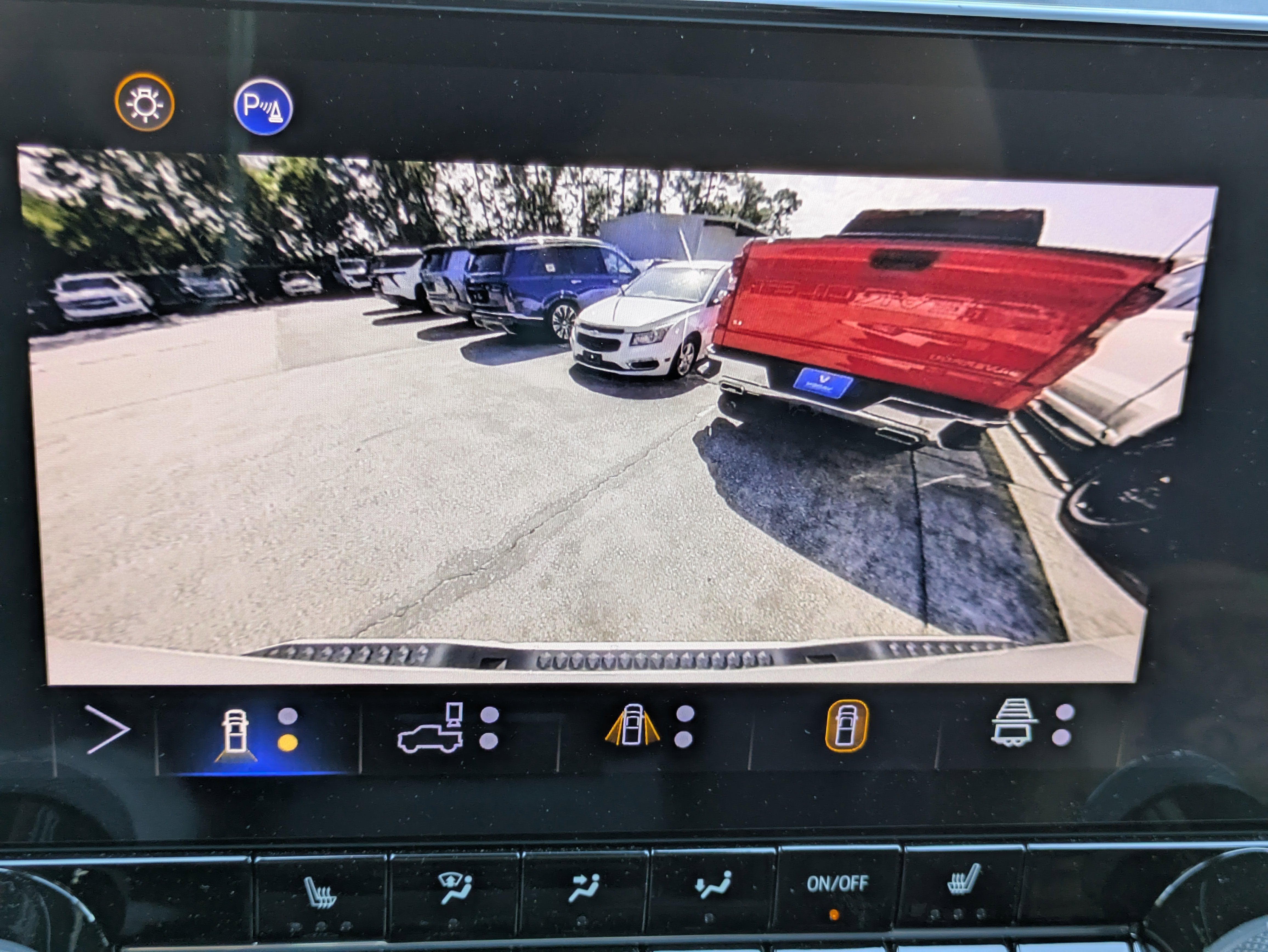 2025 Chevrolet Colorado WT/LT