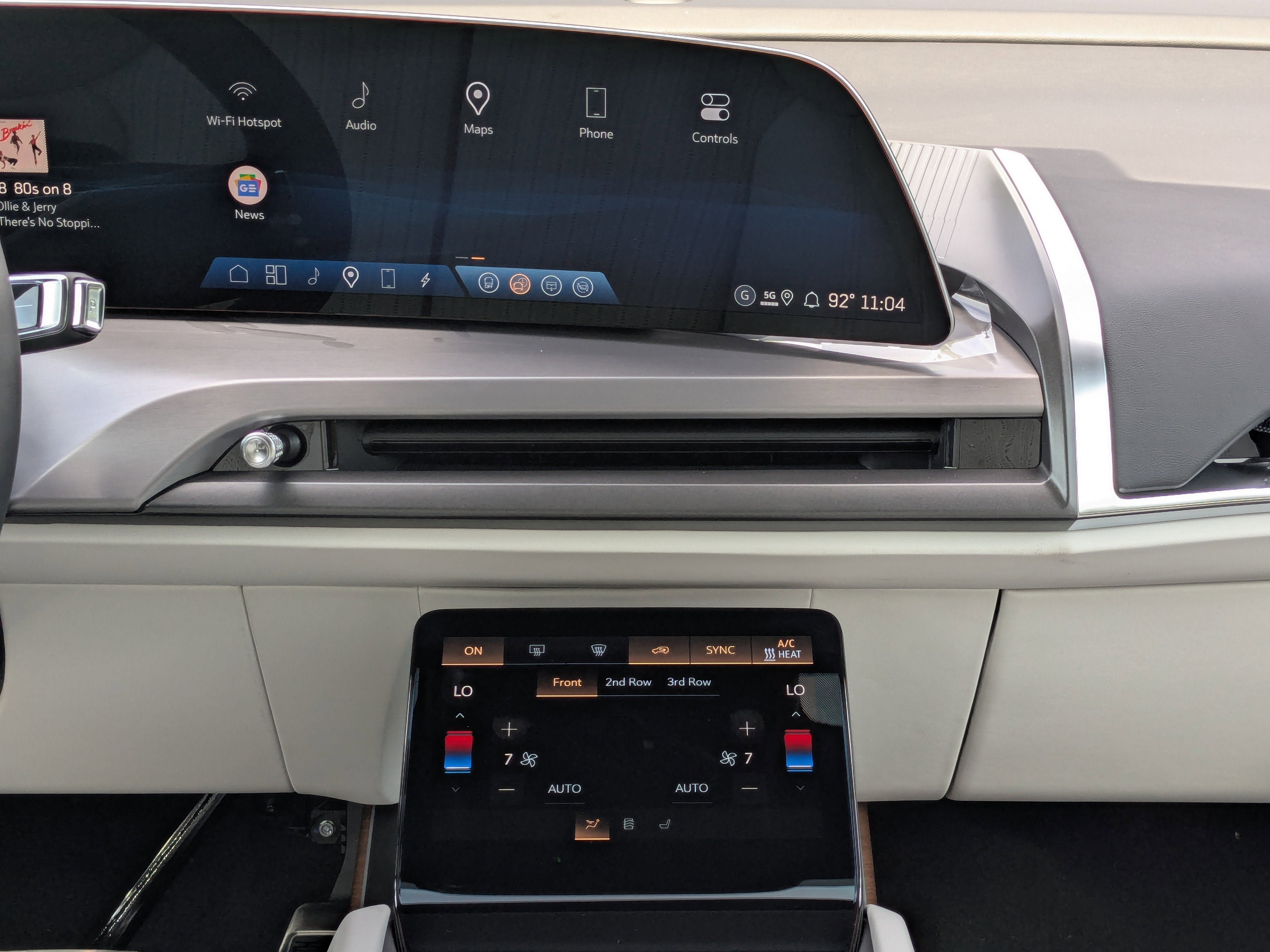 2026 Cadillac VISTIQ Sport