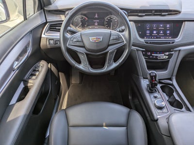 2022 Cadillac XT5 Luxury