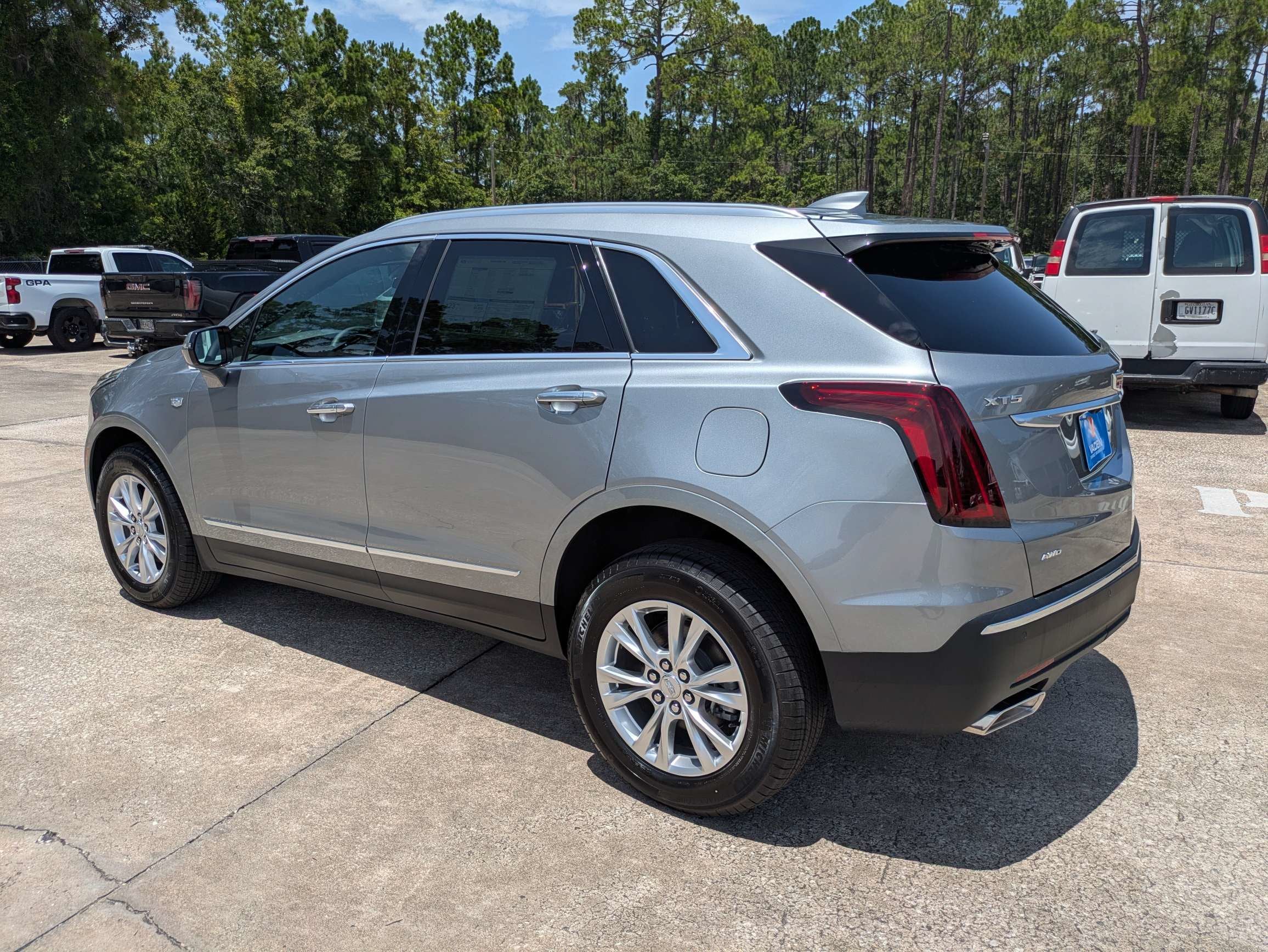 2026 Cadillac XT5 Luxury