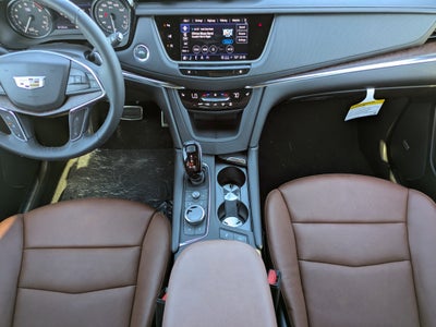 2025 Cadillac XT5 Sport