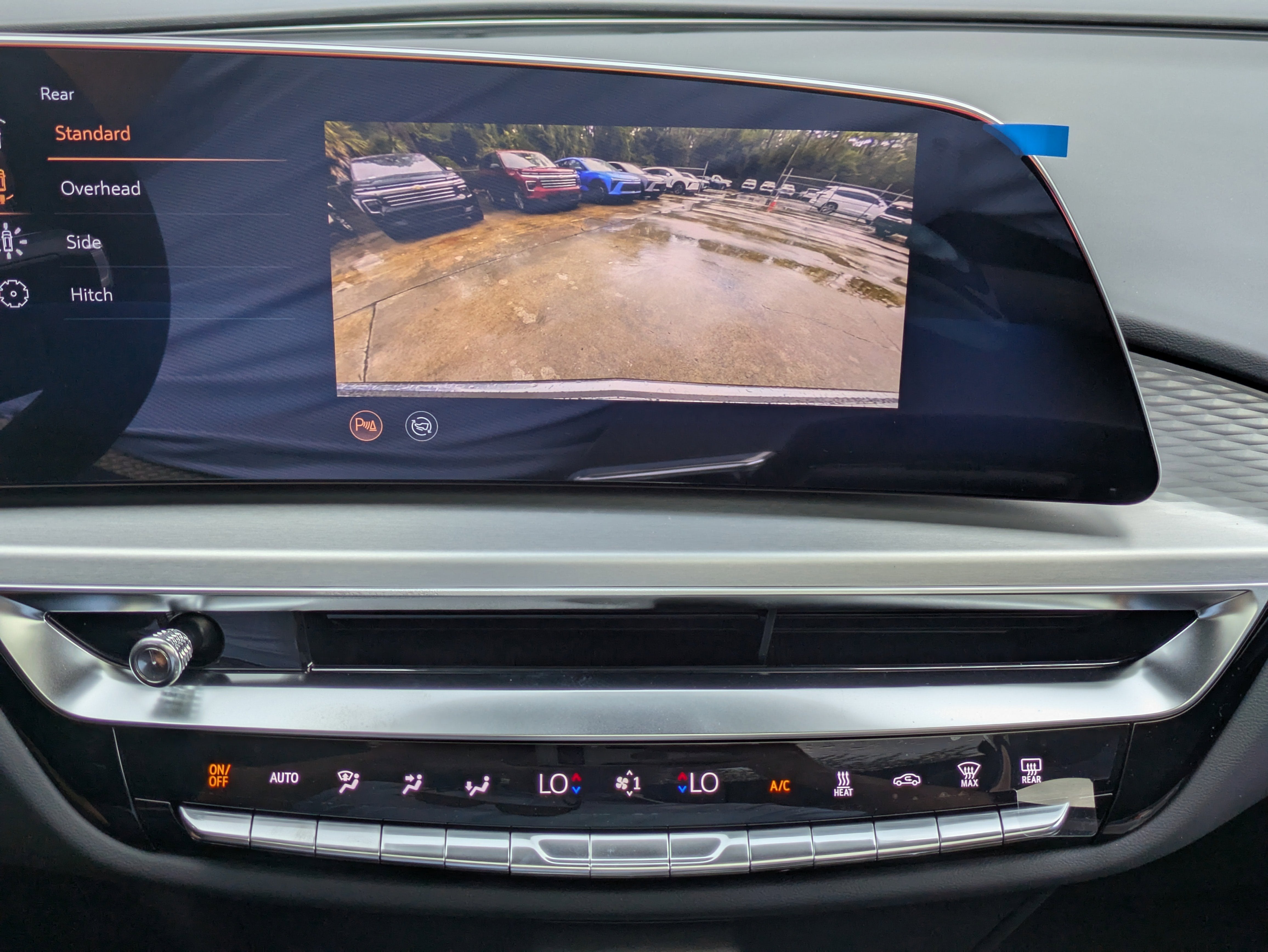 2025 Cadillac LYRIQ Luxury 1