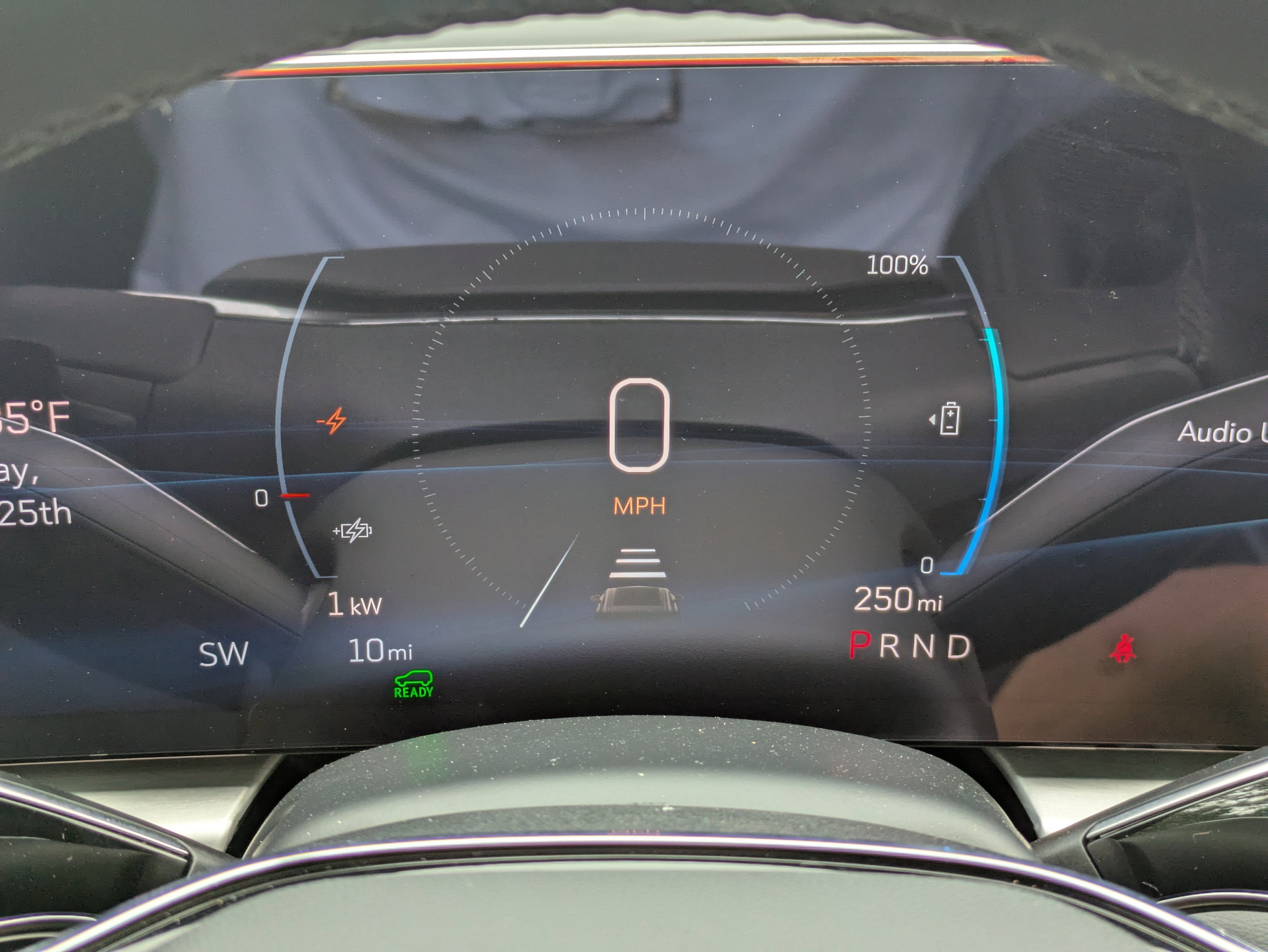 2025 Cadillac LYRIQ Luxury 1